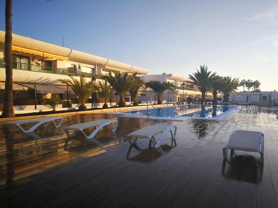Renthome Dunasol 350 Apartament Corralejo